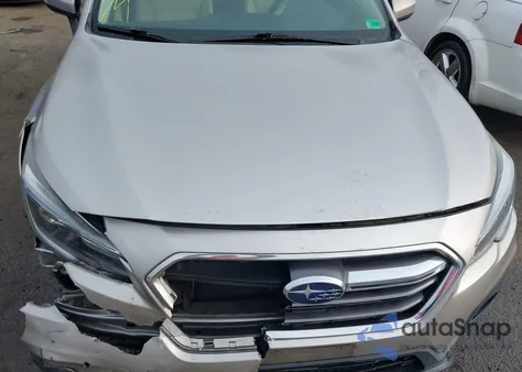2018 Subaru Outback 3.6R Limited z USA, uszkodzony, nr VIN 4S4BSENC9J3360897